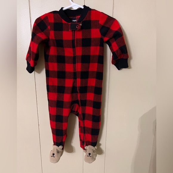 Carters winter/Christmas footie pjs - Picture 1 of 2